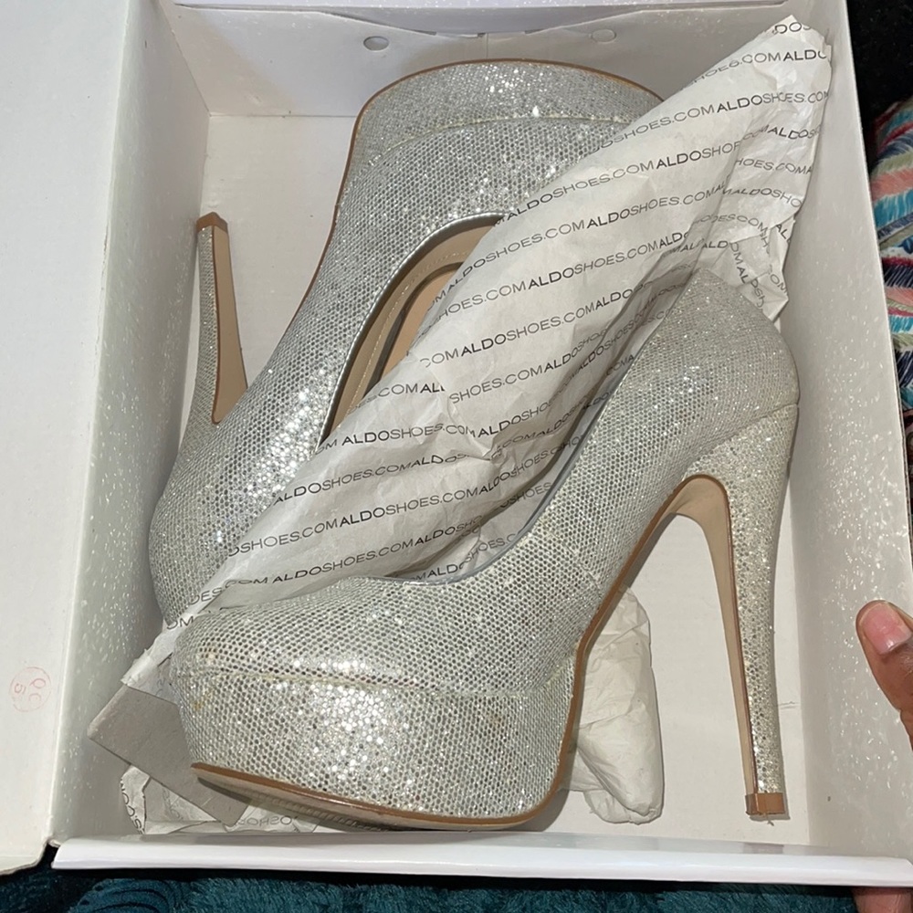 Aldo Glitter Pumps ✨